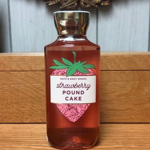 NWT Bath & Body Works Strawberry Poundcake Shower Gel